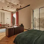 Hotel Grand