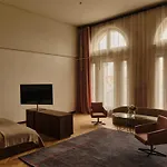 Hotel Grand 5*