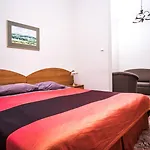 Grand 5*