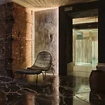 Grand Hotel 5*