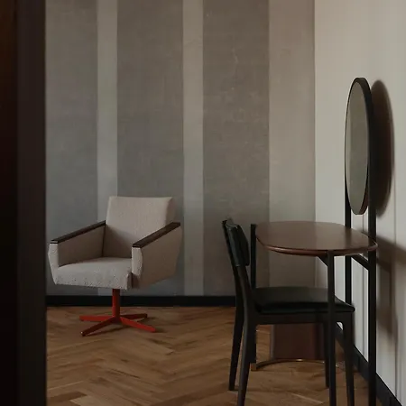 Hotel Grand