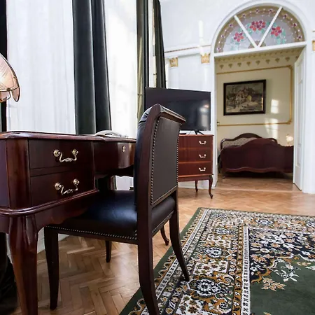 Grand 5* Λοτζ