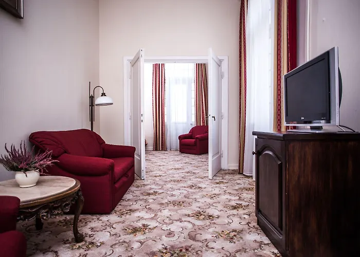 Grand Ξενοδοχείο Λοτζ